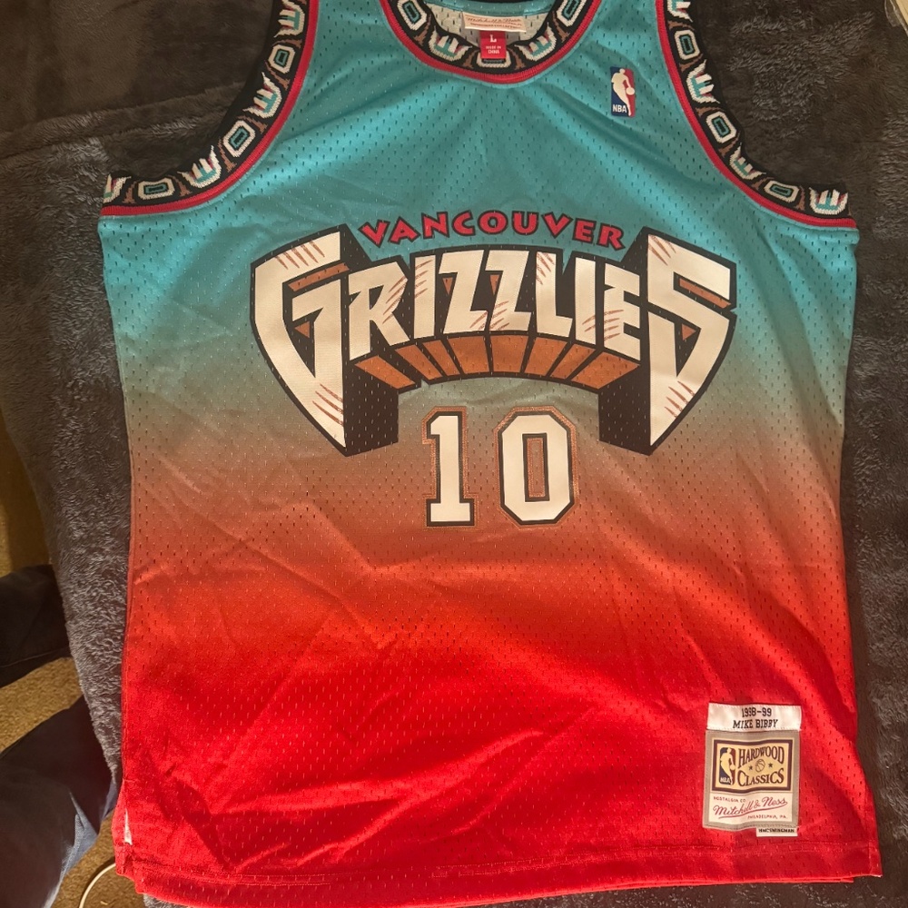 Mitchell & Ness Mike Bibby Jersey